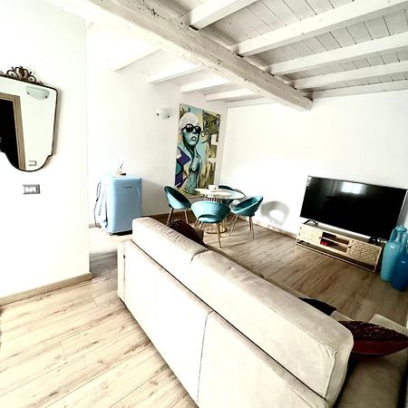 Casa Sul Lago อาโรนา ภายนอก รูปภาพ