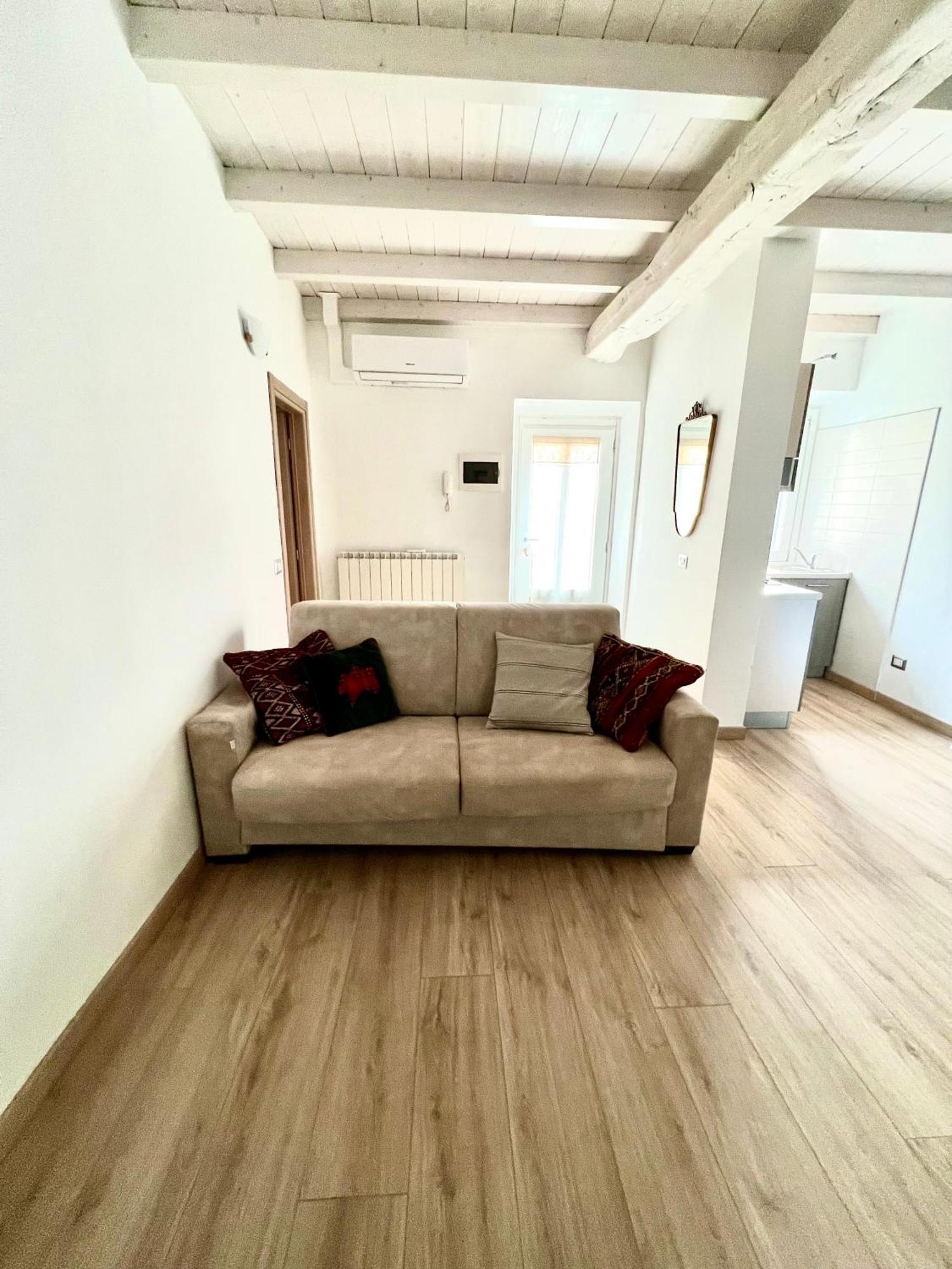 Casa Sul Lago อาโรนา ภายนอก รูปภาพ